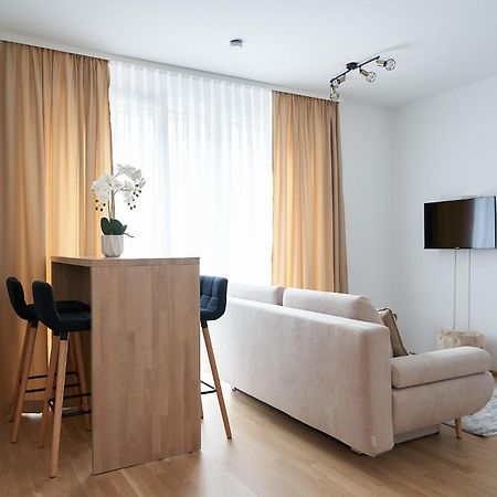 Mila Apartment Виена Екстериор снимка