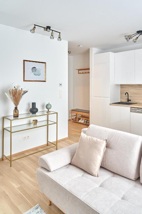 Mila Apartment Виена Екстериор снимка